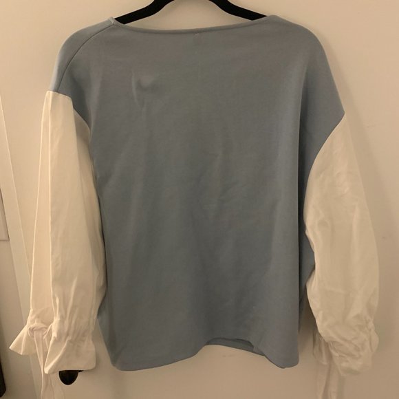 OS Sweater Blouse; Baby Blue & White; Over-sized look - Picture 2 of 5